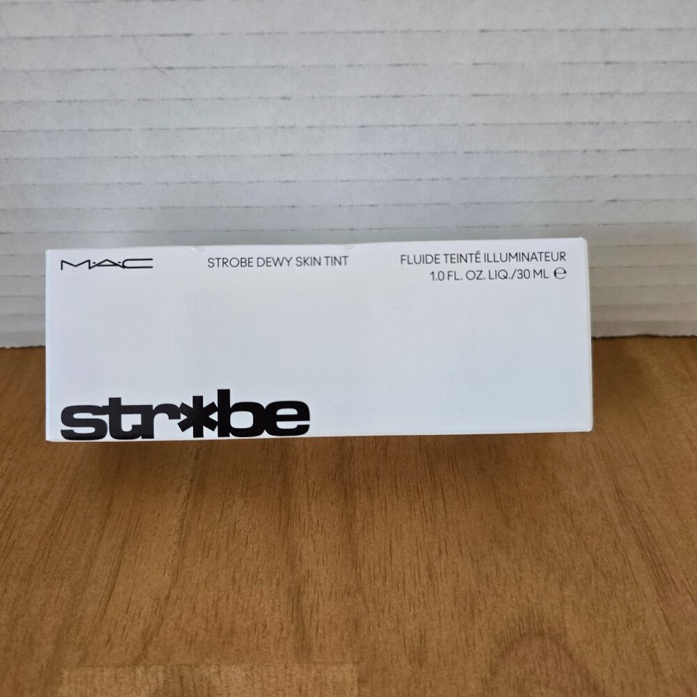 MAC Strobe Dewy Skin Tint - Medium 3 - 1 fl. oz. / 30 ml - Brand New in Box